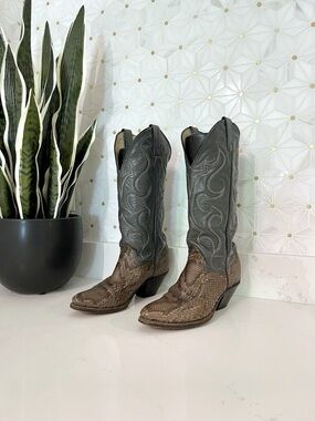 Snakeskin western boots